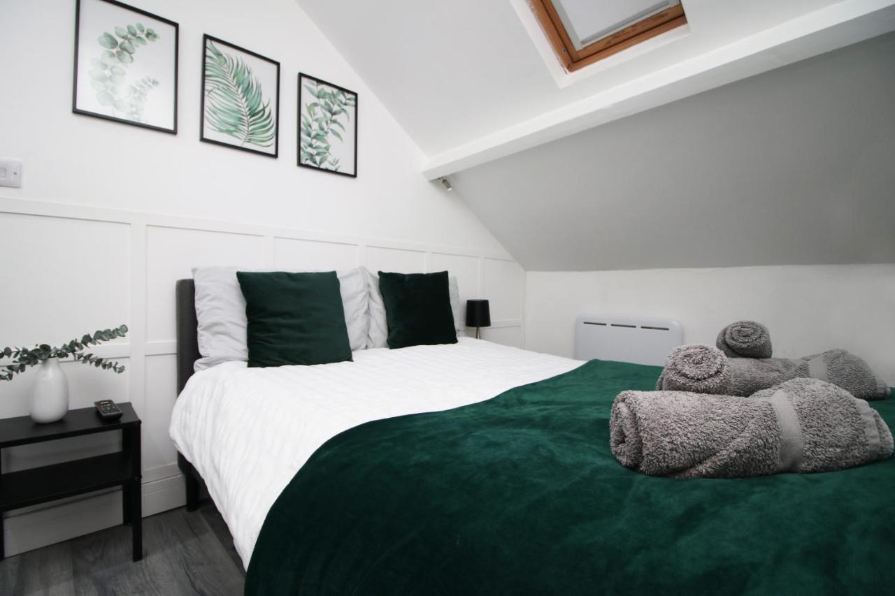 Executive Style 2 Bed Flat In Bridgend F2 Apartment Exterior foto